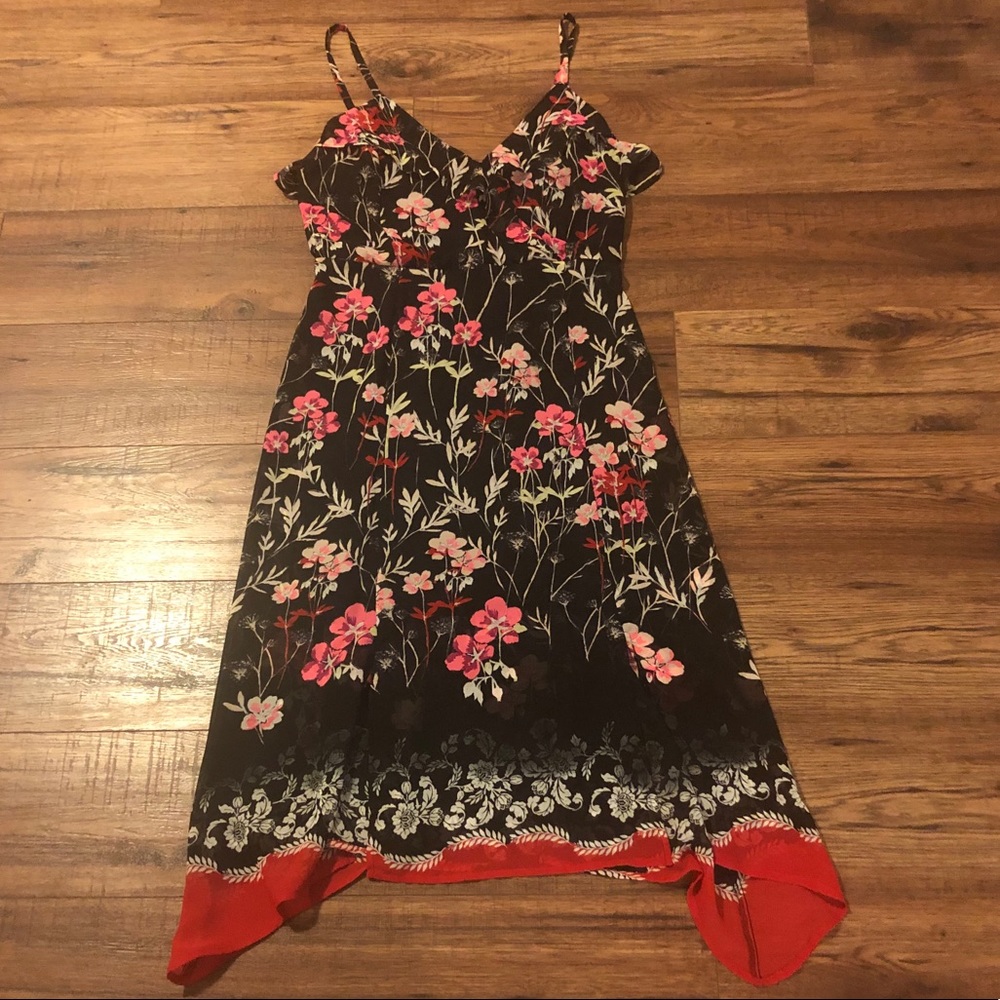 BNWOT floral v neck Express summer dress!